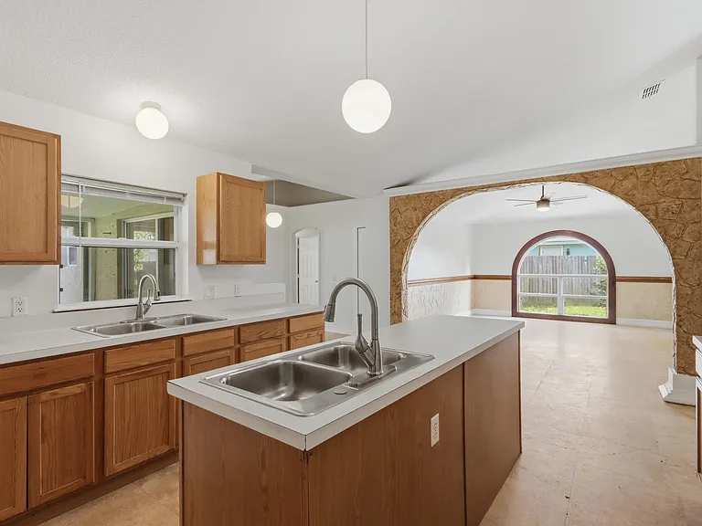 3124 SW Armucher St — Photo 14