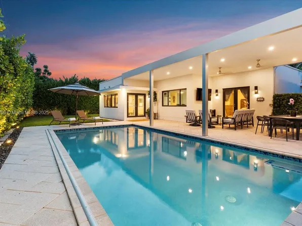 2180 Alamanda Dr, North Miami, FL 33181