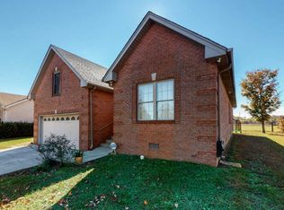 184 Foxrun, Springfield, TN 37172