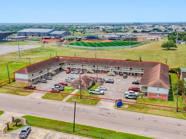 2095 Las Palmas Dr, San Benito, TX 78586