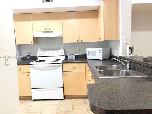 5th image of 2544 Centergate Dr APT 308
