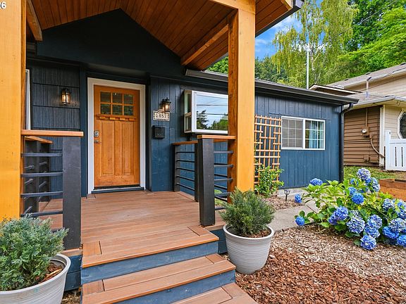 4th image of 2057 SE 72nd Ave