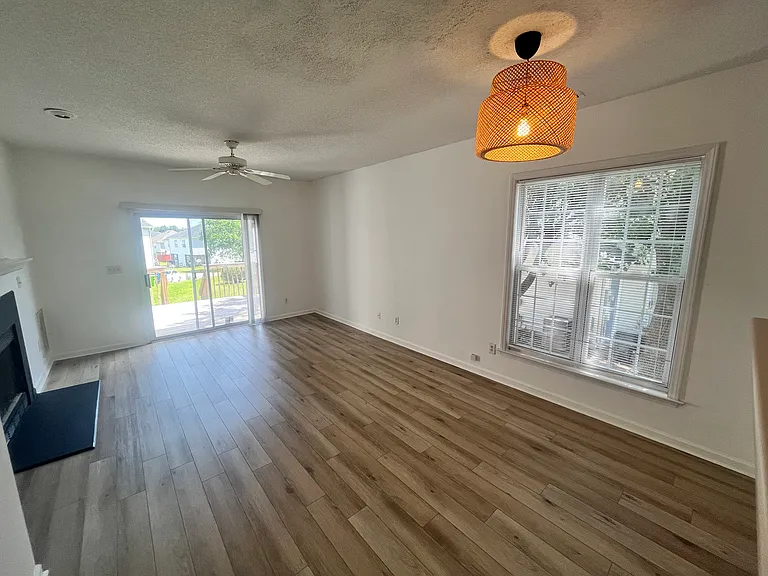 5375 Cog Hill Ct — Photo 9