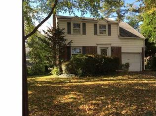 1986 Moreland Rd, Abington, PA 19001