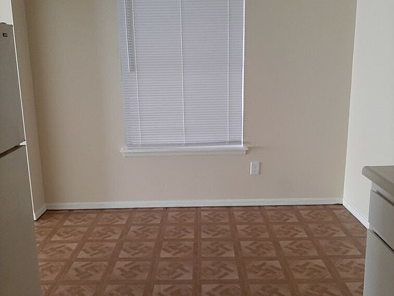 3rd image of 6303 S Santa Fe Ave #1-2
