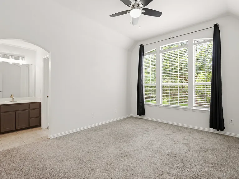 2127 Estes Park Dr — Photo 25