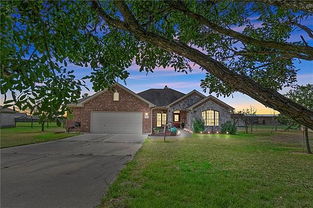 1st image of 556 Will Smith Cir