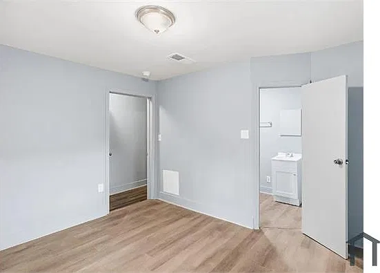 4 bed, $1,400 — Photo 2