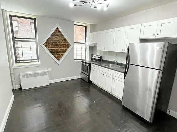 2nd image of 585 E 21st St #A1e