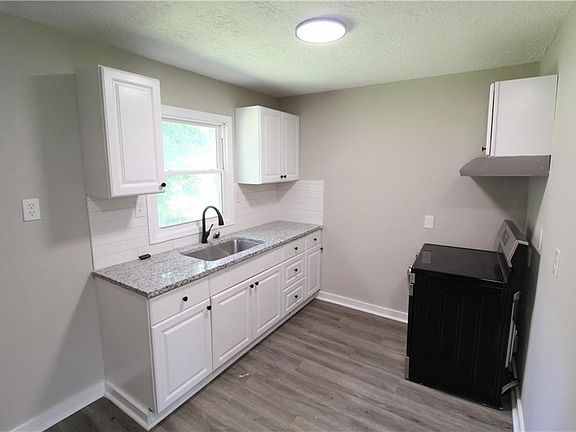 2nd image of 2817 S 27th St