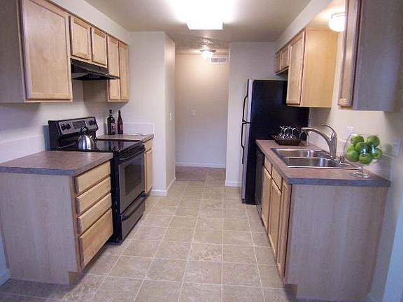 2nd image of 1928 J St APT 103