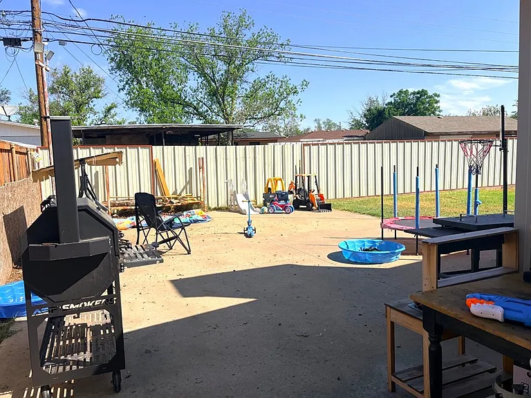 2511 Beechwood St — Photo 20
