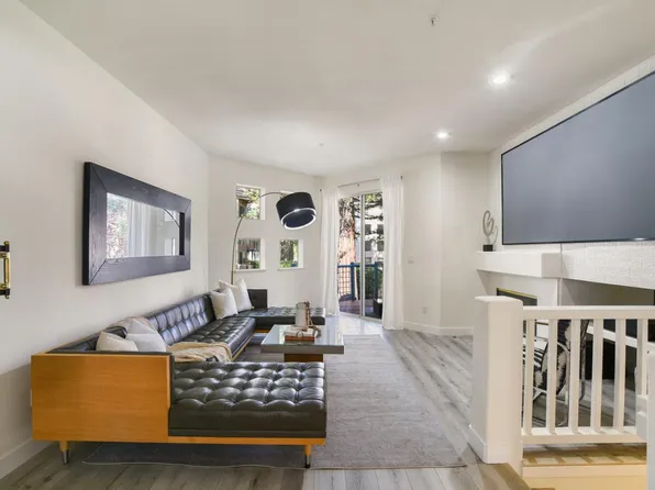 989 Asilomar Ter #4, Sunnyvale, CA 94086