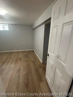 3331 Maisonneuve Ave #LOWER — Photo 15