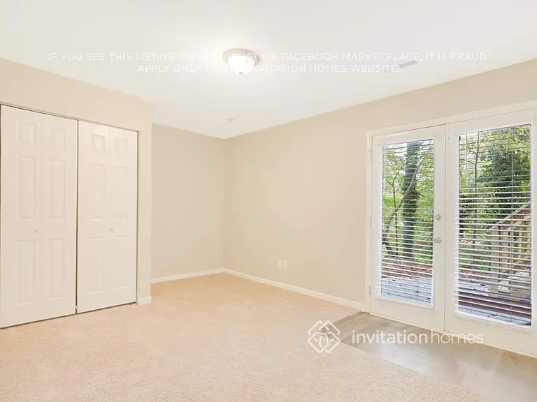 7812 Haymarket Ln — Photo 9