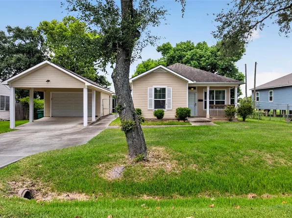 233 Beatrice St, La Marque, TX 77568