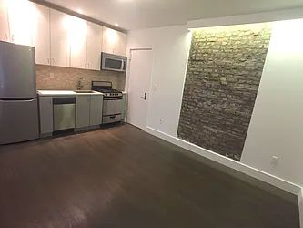 Rented by Reeves Real Estate Group Inc