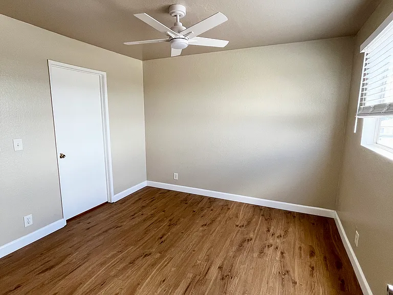 1721 Coronado Ave #303 — Photo 11