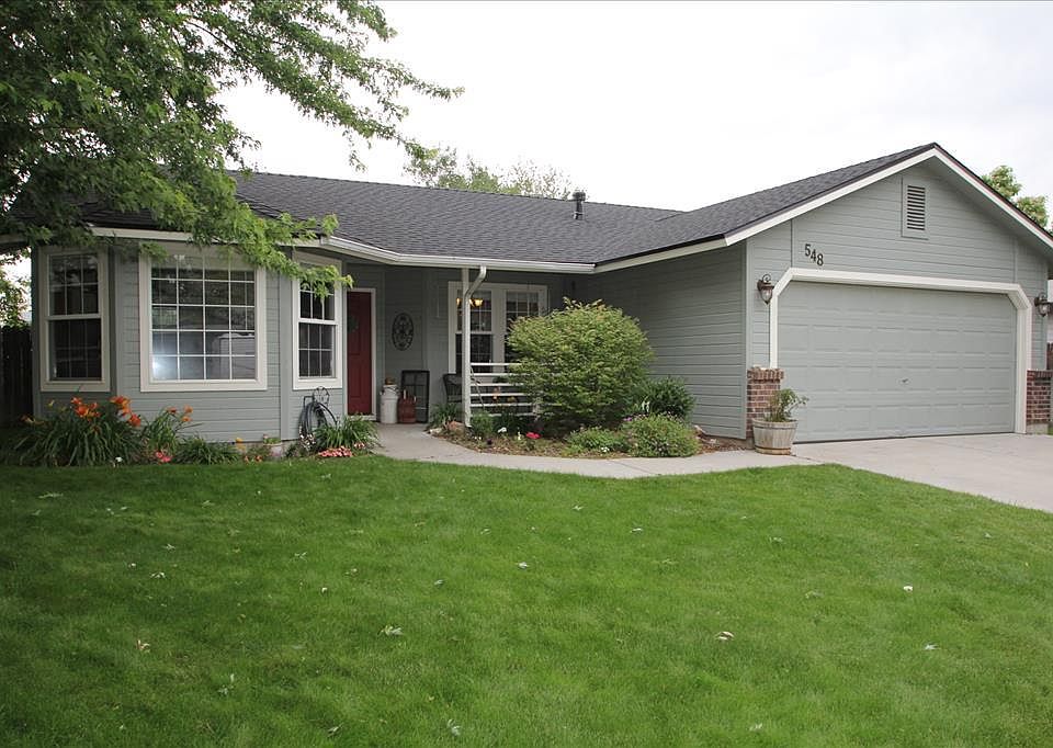 1st image of 548 E Woodbury Dr