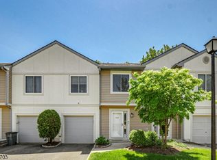 2404 Park Pl, Springfield, NJ 07081