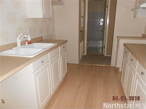 3rd image of 130 Demont Ave E APT 349