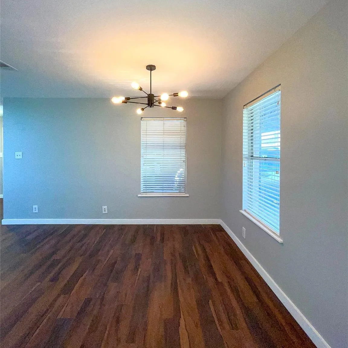 3 bed, 2.0 bath, 1264 sqft, $2,250 — Photo 4