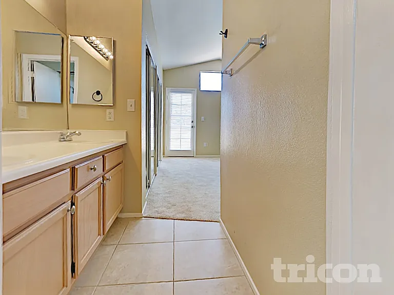 1631 Raspberry Hill Rd — Photo 10