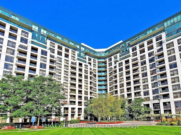 18 Harding Blvd, Richmond Hill, ON