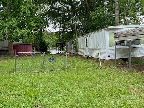 4th image of 315 N Fishermans Ln