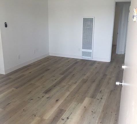 4th image of 1240 W Gardena Blvd APT 06
