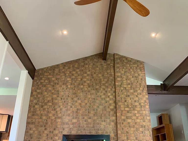 4715 Harrison Ave — Photo 9