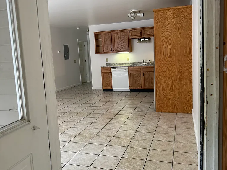 11 Wakefield Pl #11 — Photo 17