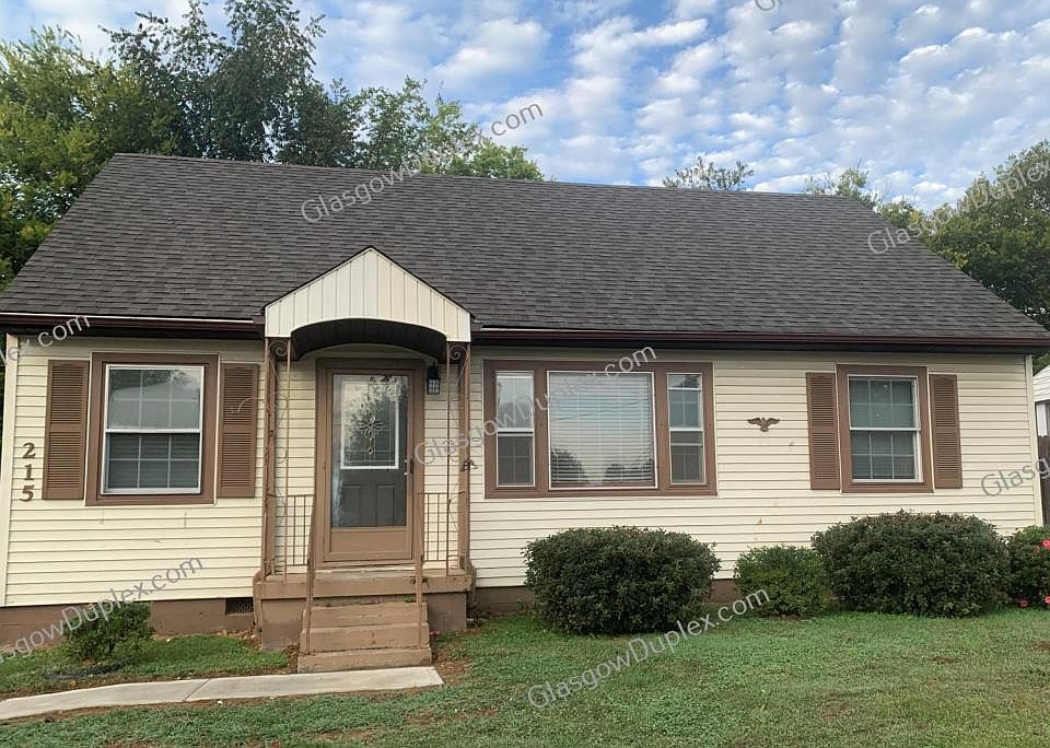 1st image of 215 Marion Dr