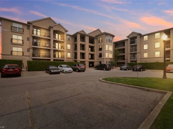 1491 Maple Ave #401, Milton, ON L9T 0B8