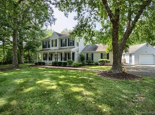 8024 Kitchener Dr, Gloucester, VA 23061