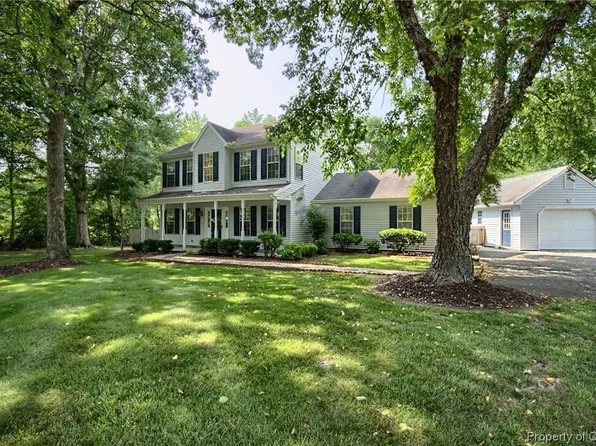 8024 Kitchener Dr, Gloucester, VA 23061