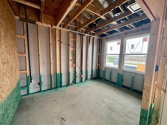 730 Gray Fox Loop Interior Image 3