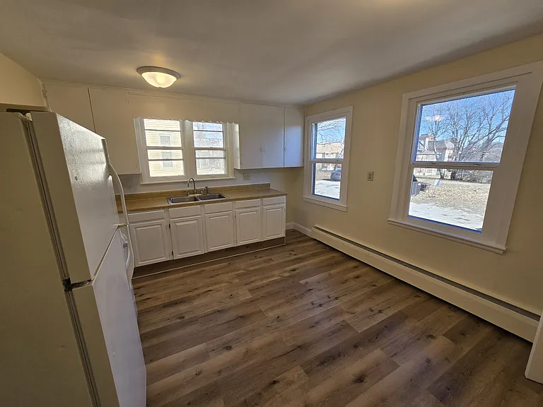 313 S Pleasant St #1 — Photo 4