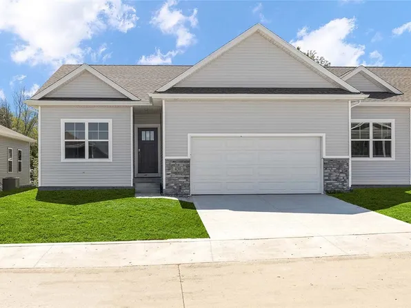 2520 Brook View Dr, Des Moines, IA 50317