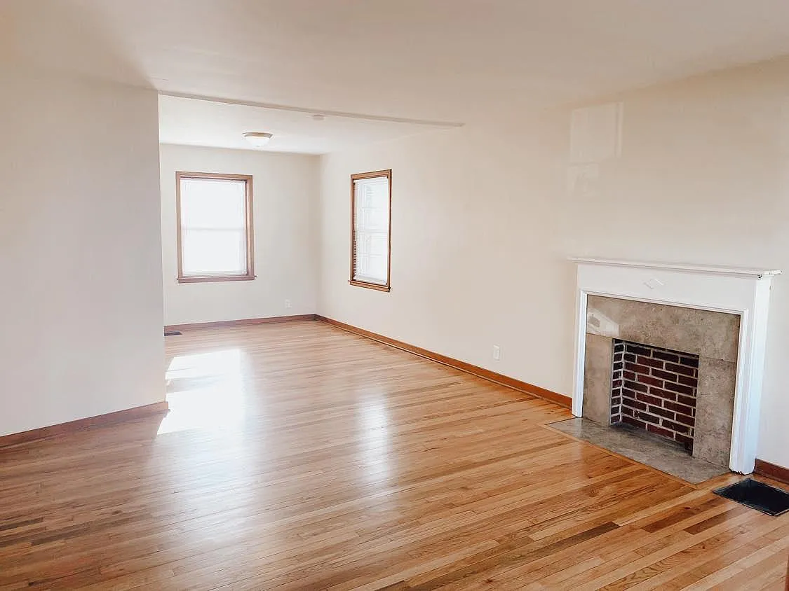2 bed, 1200 sqft, $1,495 — Photo 2
