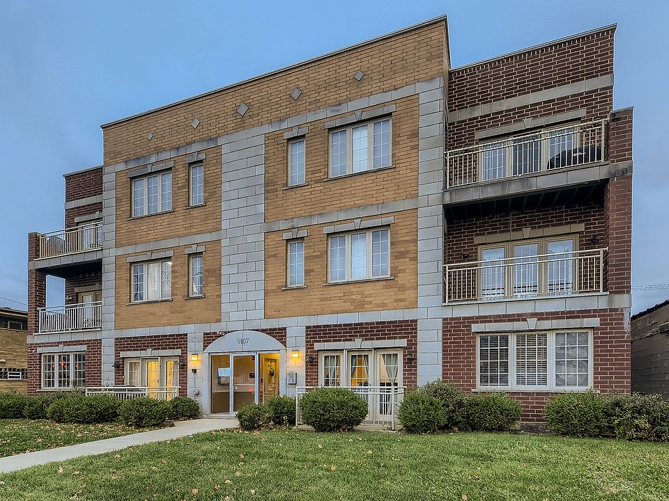 1st image of 9107 W Grand Ave #1E