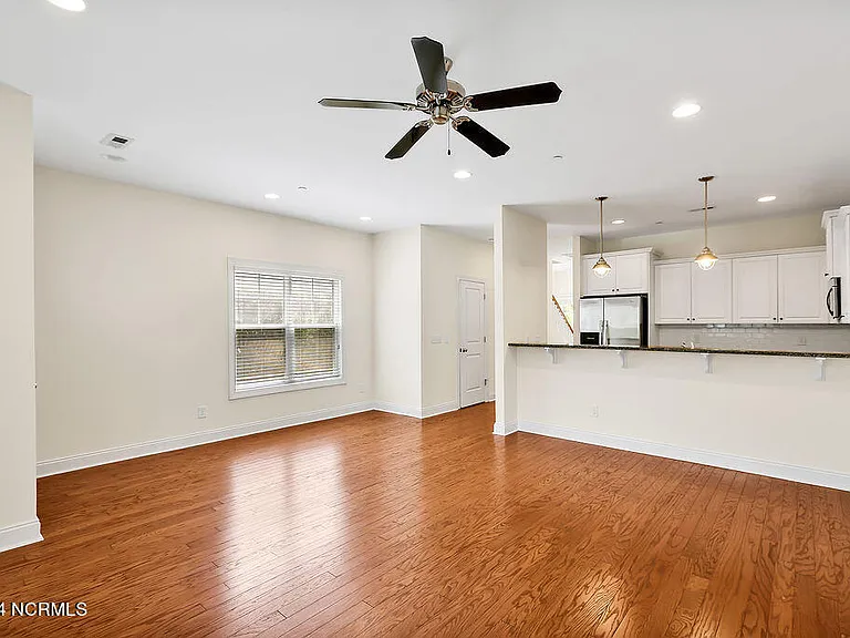 1217 Inman Park Ln — Photo 6