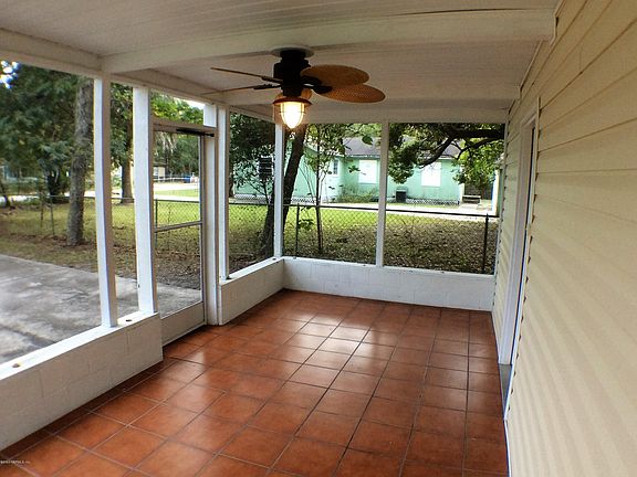 2nd image of 9414 Kentucky St