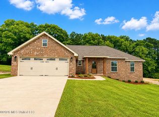 68 Meadow Breeze Rd, Sumrall, MS 39482