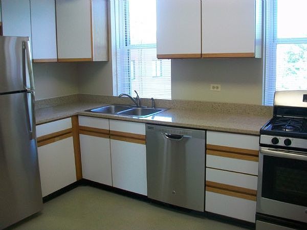 1st image of 3616 N Wolcott Ave APT 2