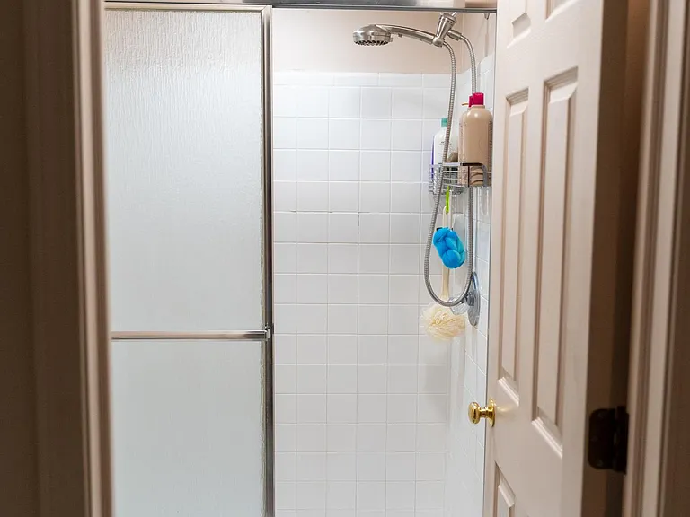 1825 Latimer Dr — Photo 21