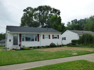 304 Union St, Wellington, OH 44090