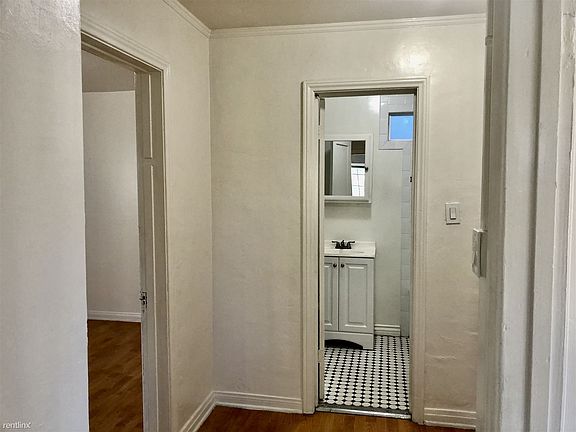 DE912634-0A39-47DA-83AF-A603D6F9AB27_1_201_a