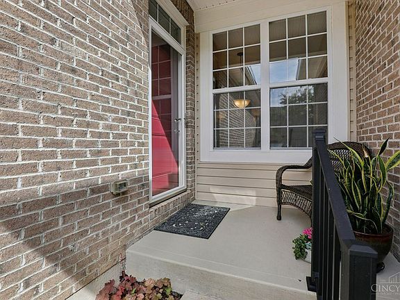2nd image of 828 Townscapes Ct