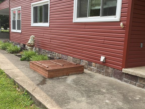 5th image of 74 Falin Ln